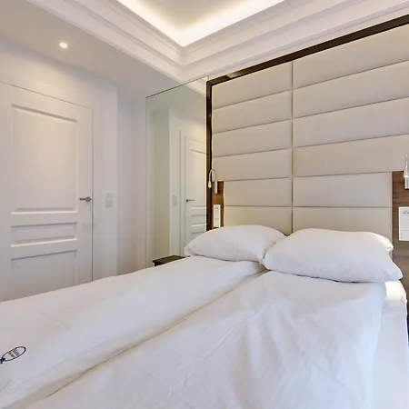 公寓 Elegant Two Bedroom Near The Sea